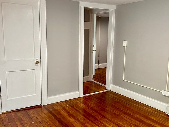 2nd image of 65 Curve St APT 1