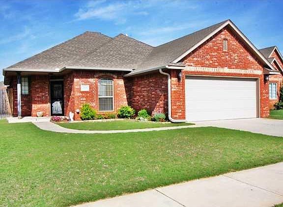 2nd image of 3809 Brody Dr