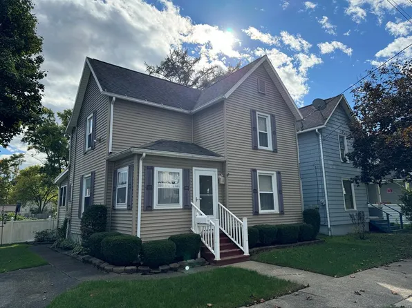 62 Sterling St, Corning, NY 14830