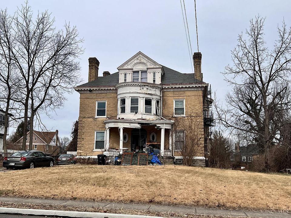 1st image of 974 Burton Ave