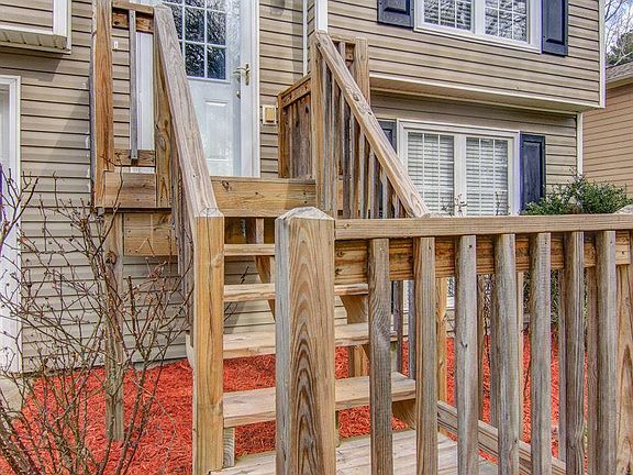 4th image of 622 Granite Ln