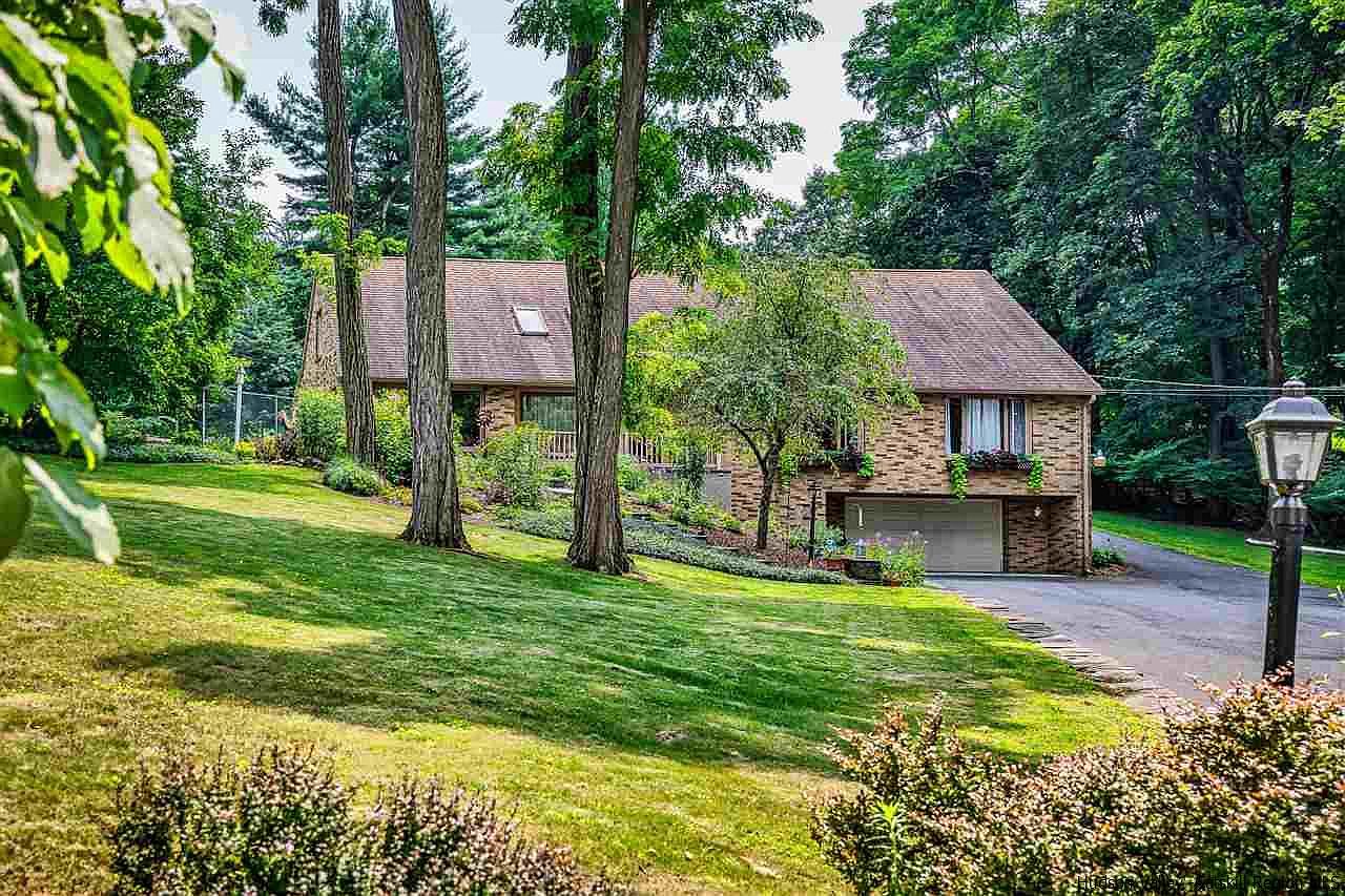 102 Lounsbury Place, Kingston, NY 12401 Zillow