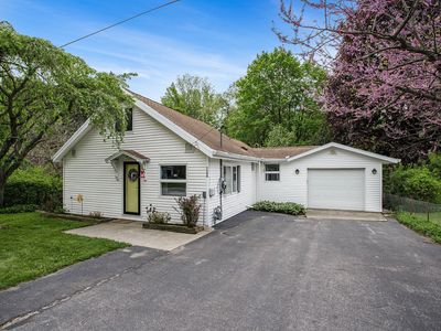7594 Paw Paw Ave, Watervliet, MI, 49098