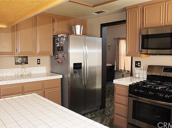 3rd image of 12241 San Ysidro St