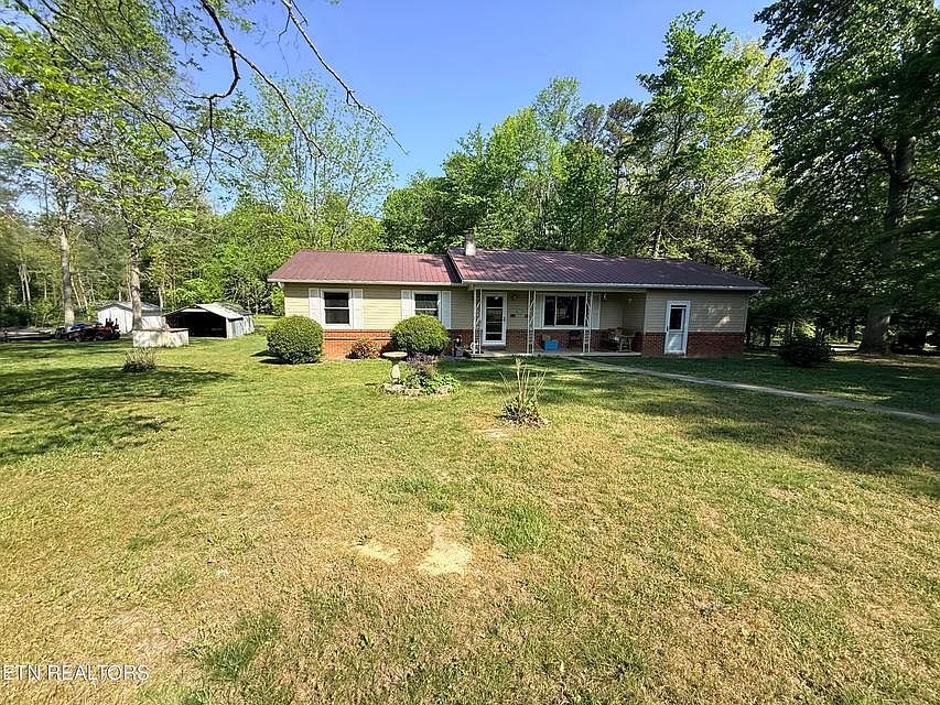 1st image of 1200 Banner Springs Rd