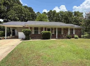 612 N Walnut St, Warren, AR 71671