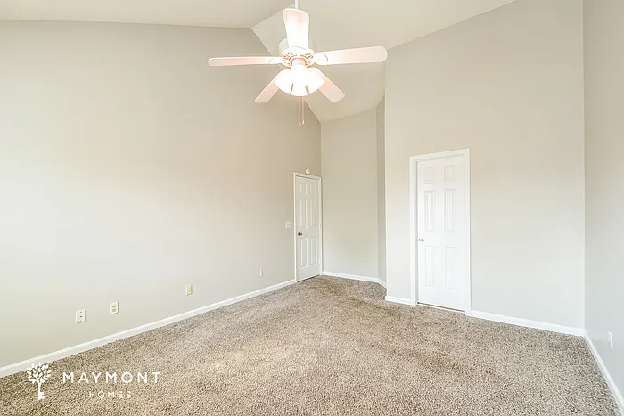 117 Greenglen Dr — Photo 8
