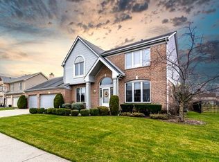 691 Castlerea Ln, Des Plaines, IL 60016