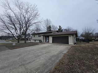 424 Jay Dr, Mount Vernon, IL 62864