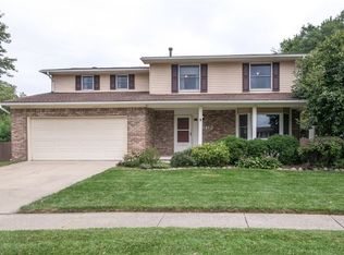 8412 York Ct, Ypsilanti, MI 48198