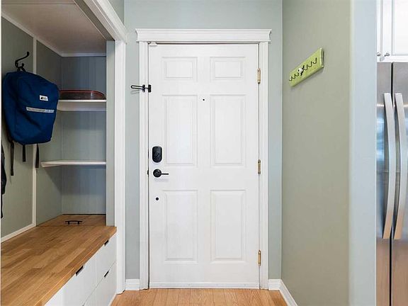 3rd image of 2419 W Erlton Rd SW #303