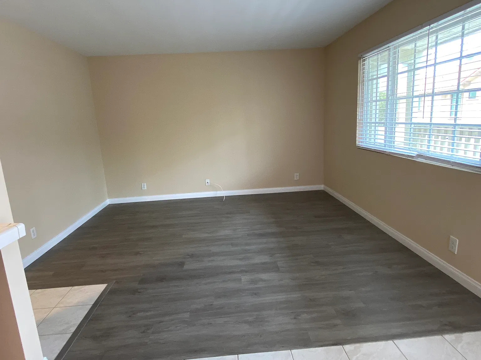 1 bed, 400 sqft, $2,300 — Photo 4