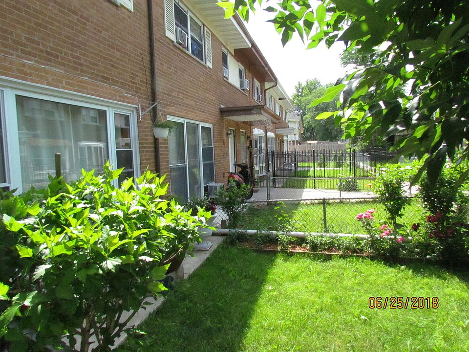 1st image of 8839 Robin Dr APT F