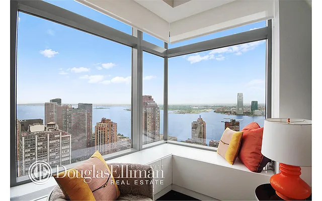 Sold by Douglas Elliman | media 3