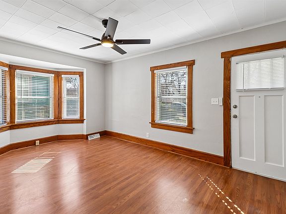 5th image of 1629 46th St