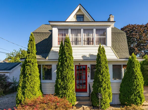 4 Cook Avenue, Enfield, CT 06082