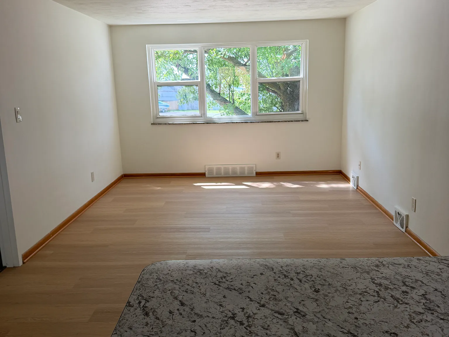 2 bed, 800 sqft, $1,395 — Photo 3