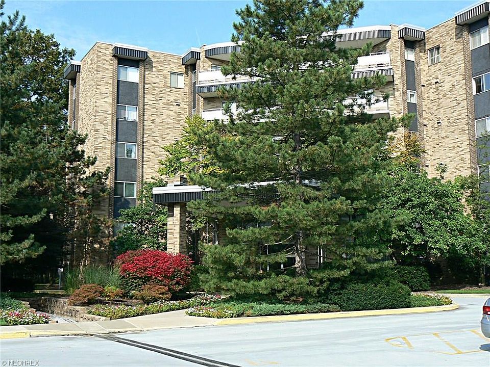 1st image of 2112 Acacia Park Dr APT 307