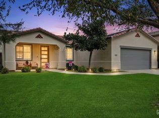 10706 Coronado Pointe Dr, Bakersfield, CA 93311