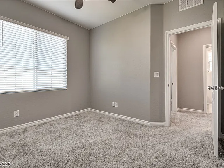 12321 Silvana St — Photo 47