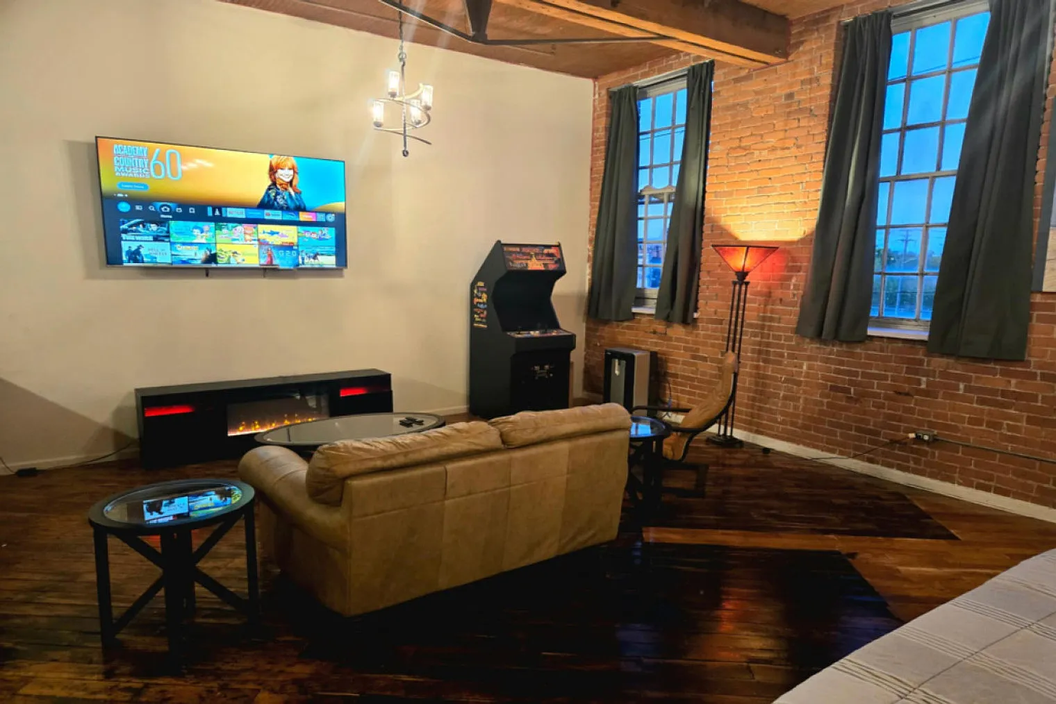 1 bed, 1.0 bath, $2,181 — Photo 1