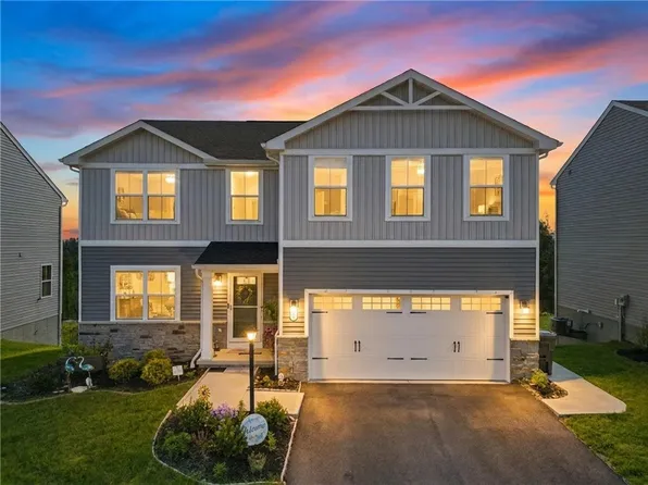 417 Coventry Ct, Harmony, PA 16037