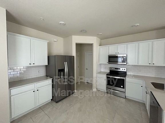 5th image of 1872 Erudite Way