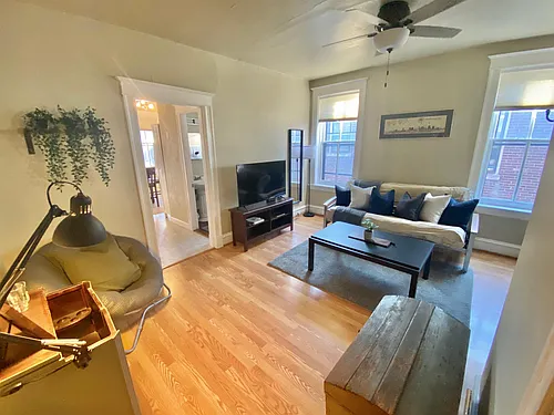 4424 Oakland Ave #2W Photo 1