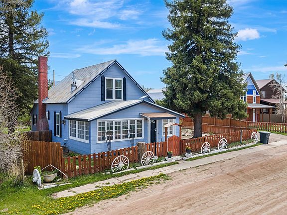2nd image of 161 Lincoln Street