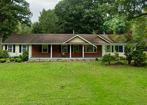 4390 Sadler Rd Photo 1