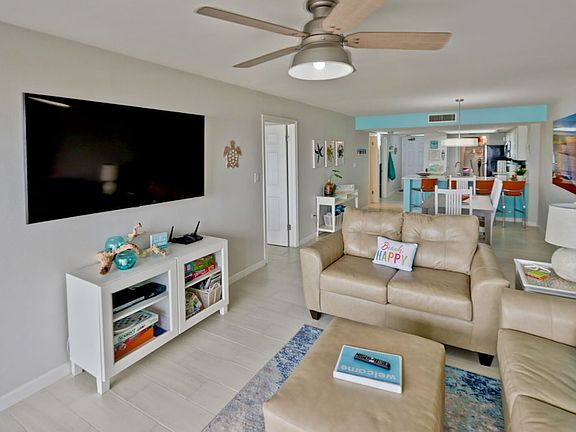 3rd image of 2800 Gulf Blvd APT 605