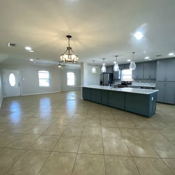 1807 Prestige Loop — Photo 5