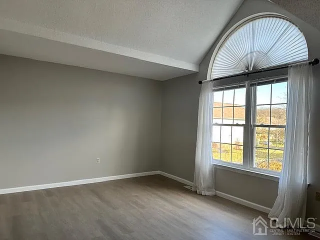 87 Sassafras Ct — Photo 11