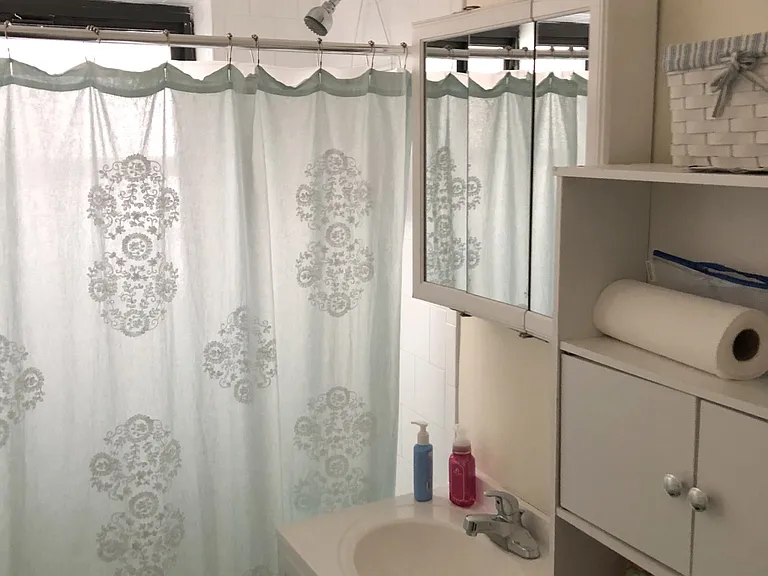 108 Longwood Ave #6 — Photo 2