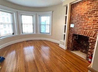 886 Massachusetts Ave #2, Cambridge, MA 02139