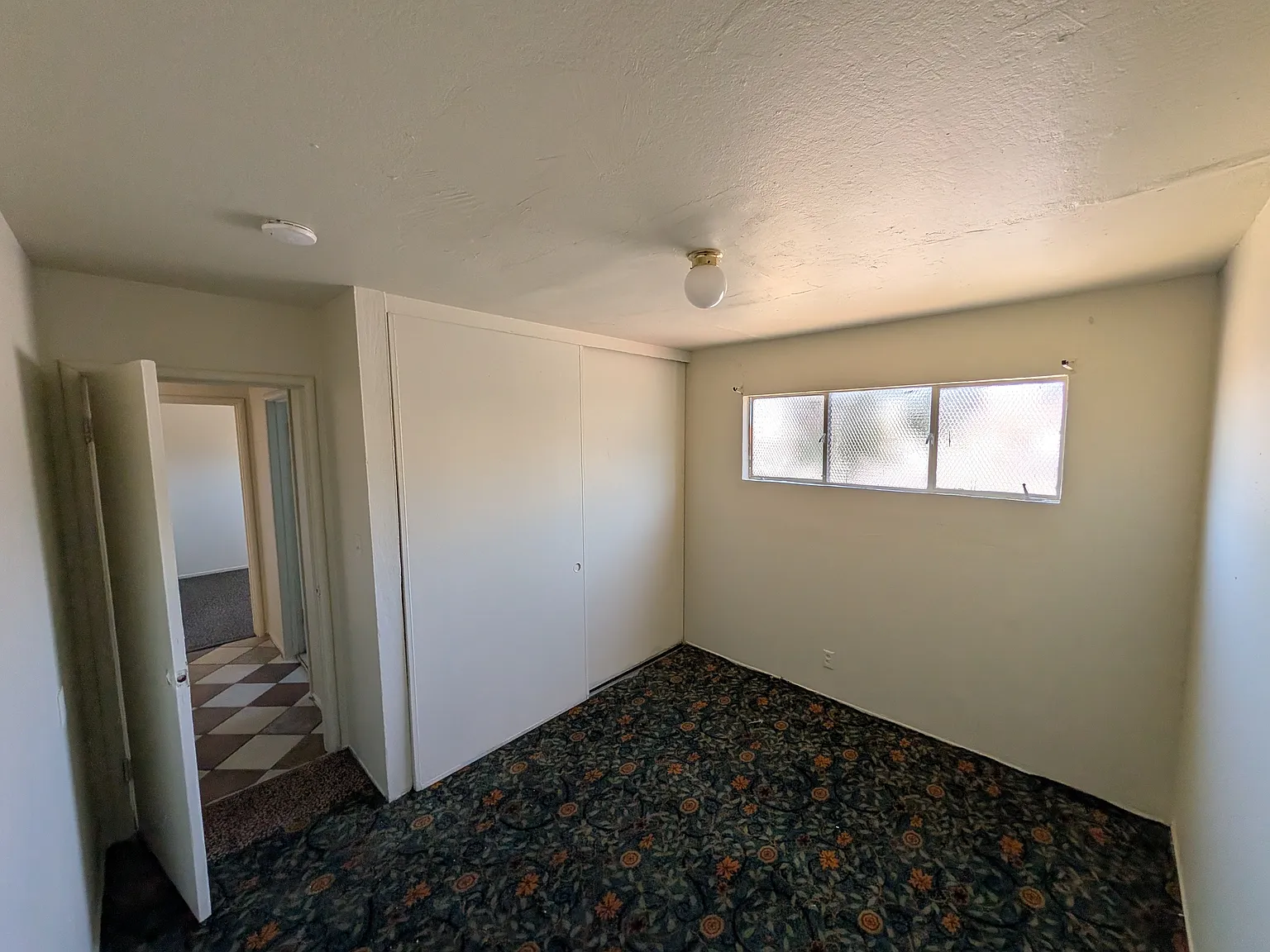2 bed, 800 sqft, $1,695 — Photo 3