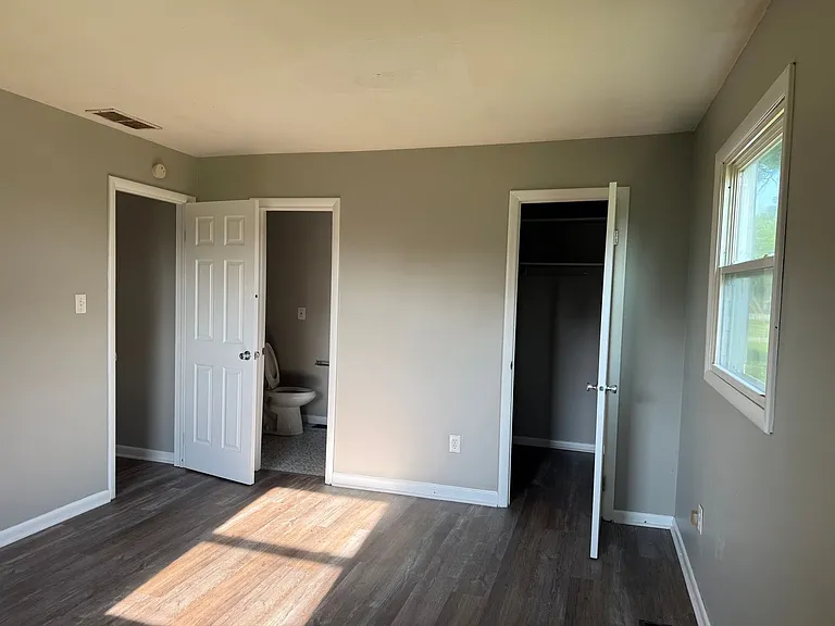 2101 E 430 S — Photo 25
