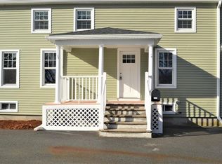 1539 County St, Somerset, MA 02726
