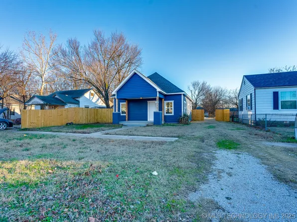 627 W 7th St, Ada, OK 74820