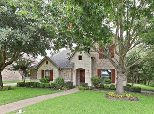 827 Canterbury Dr, Rockwall, TX 75032