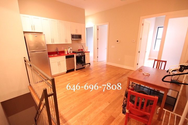 1st image of 250 Melrose St APT 1