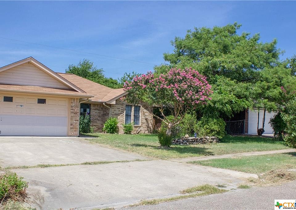 1st image of 4008 Carolyn Dr