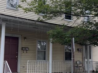 121 Morris Ct, Scranton, PA 18504