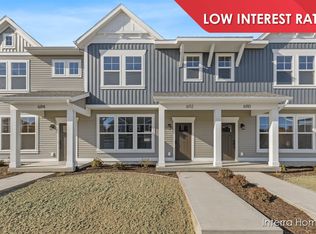 6112 Stahl Dr, Spring Lake, MI 49456