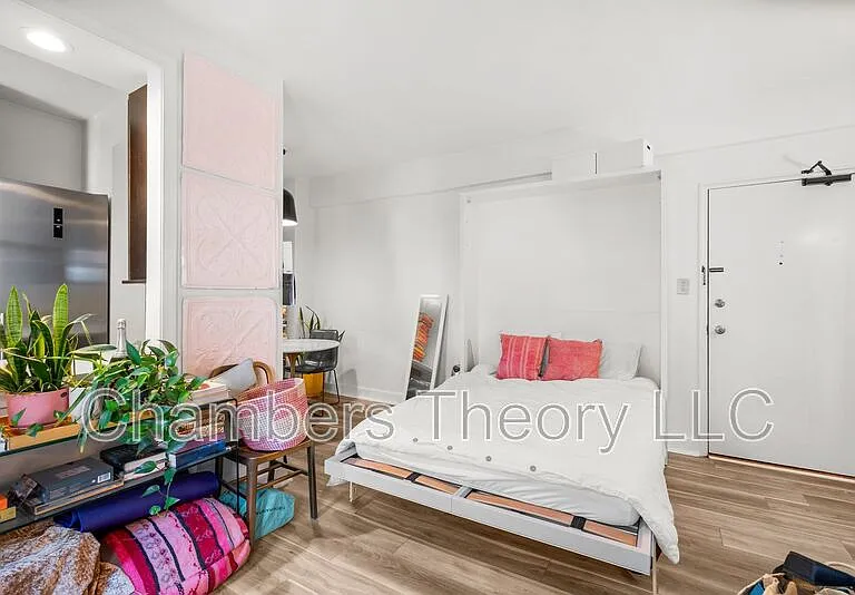 2515 K St NW #403 — Photo 18
