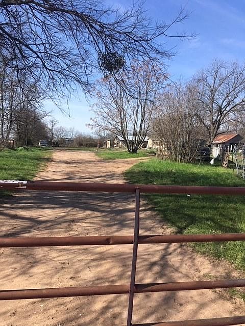 2nd image of 4111 S 3rd Street Rd