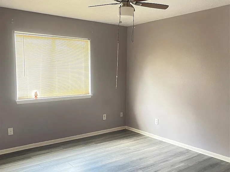 6406 Bayou Crest Dr — Photo 15