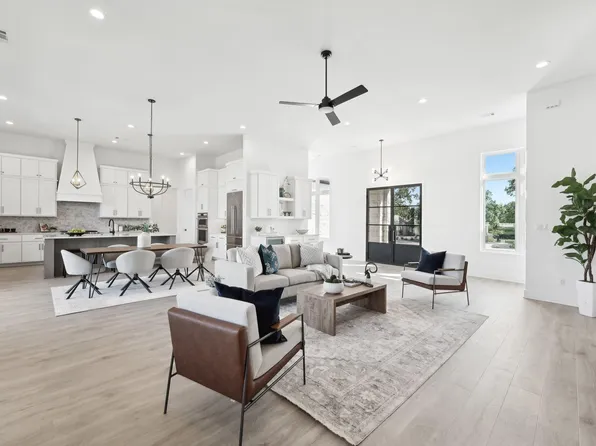 116 Mitchell Creek Dr, Horseshoe Bay, TX 78657