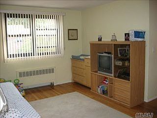 4th image of 24620 57th Dr