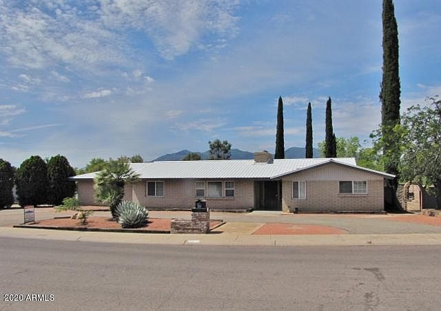 1st image of 2136 Carmelita Dr